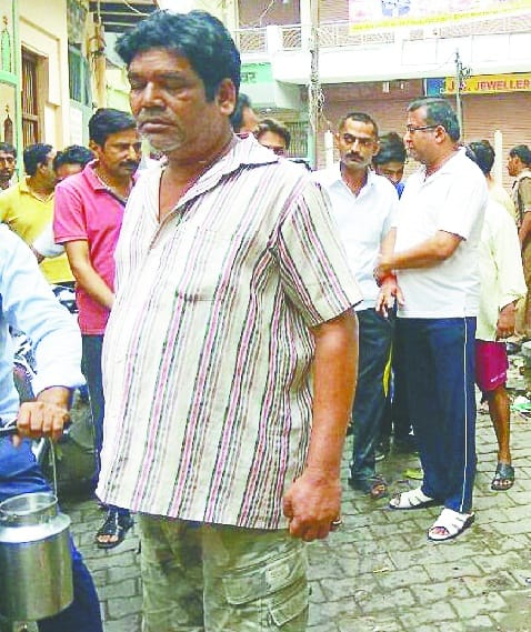 meat near temple, communal conflict