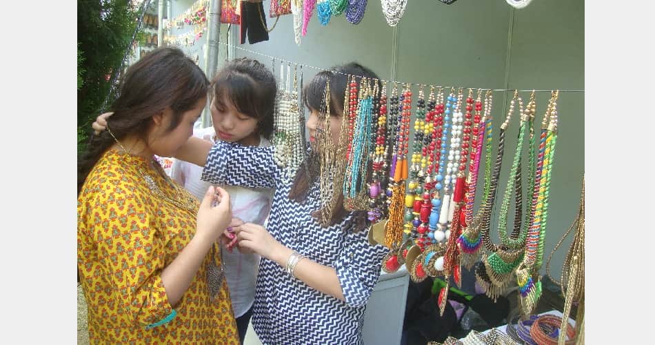 Mango fair: 11 thousand tourists reaching the first day