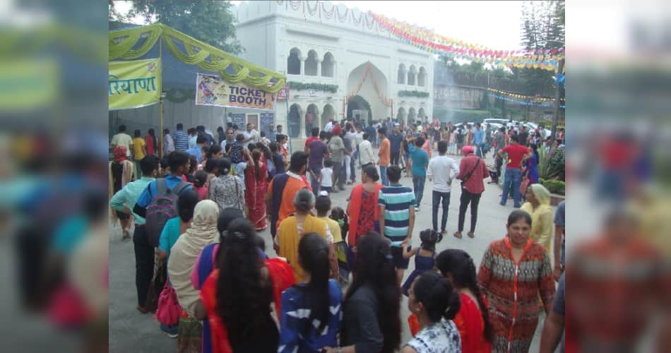 Mango fair: 11 thousand tourists reaching the first day