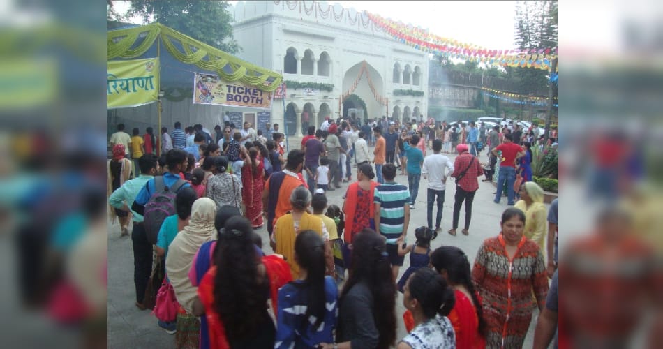 Mango fair: 11 thousand tourists reaching the first day