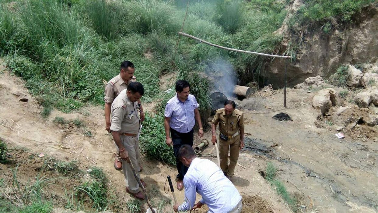 Two lucky robbers of Lalit Patel gang were caught