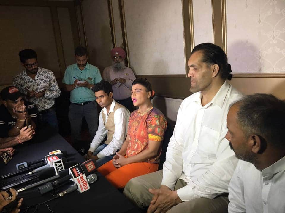 actress rakhi sawant press conf in khali academy, says, I am a lion