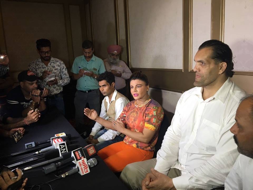 actress rakhi sawant press conf in khali academy, says, I am a lion