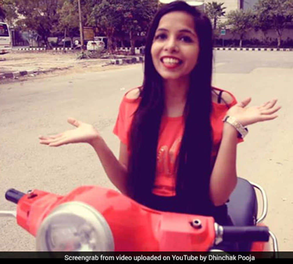 social media sensation dhinchak pooja earn 50 lakh per month