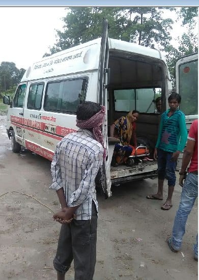 Ambulance driver on the road The injured women
