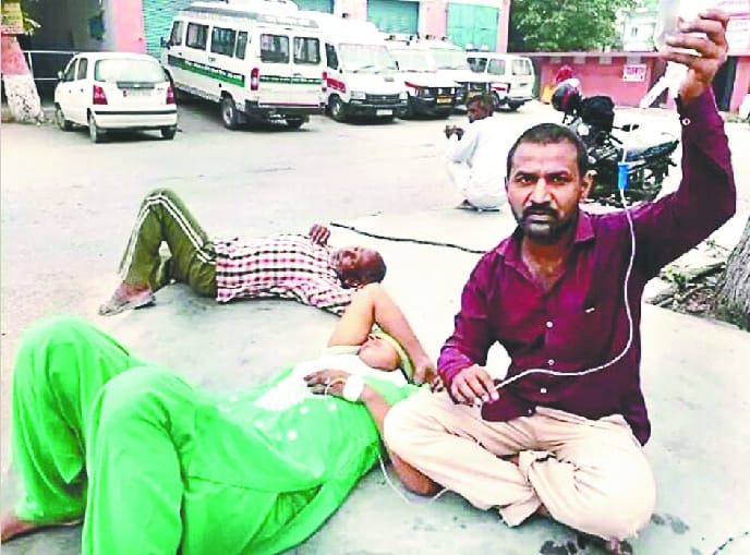 The patient lays down on the terrace