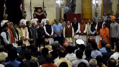 Is the Chief Election Commissioner a man of the government?