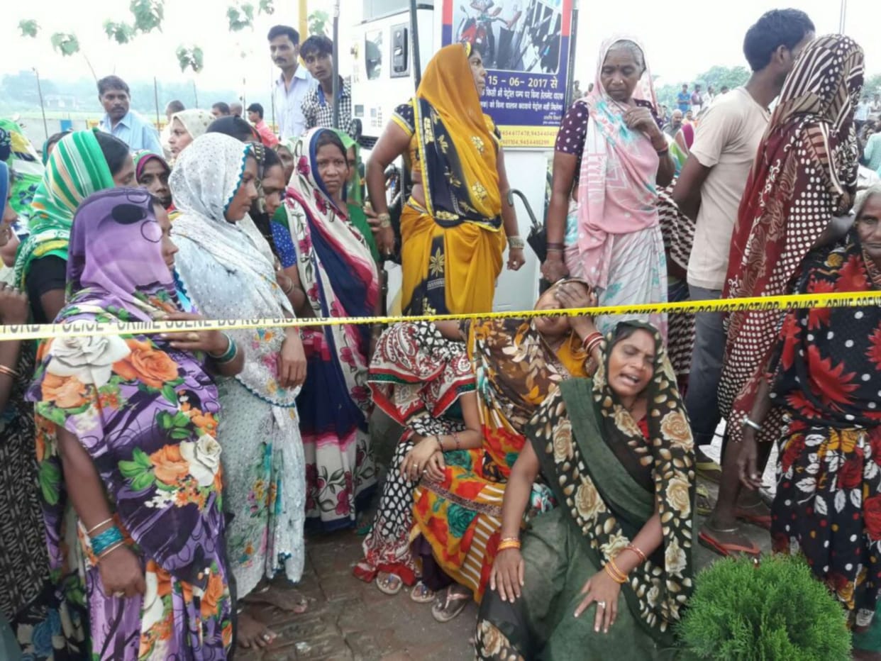 Two petrol pump personnel murder in Mirzapur