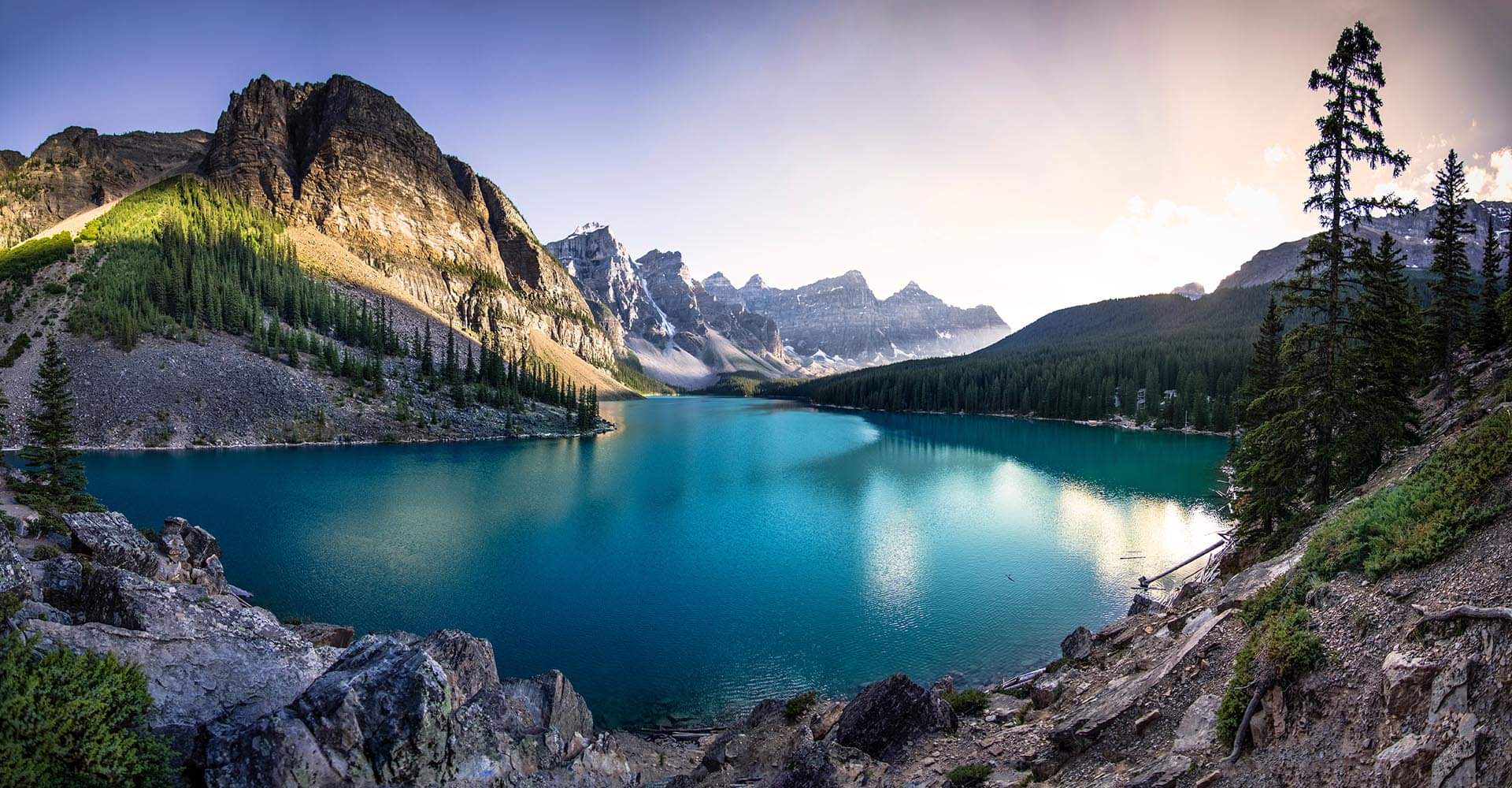 according to vastu know best place of photo on wall in home