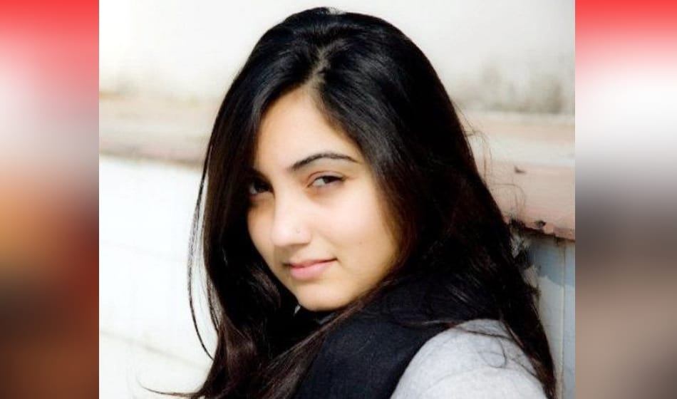 bjp spokesperson nupur sharma shares 2002 gujarat riots photo as bengal violence, get trolled