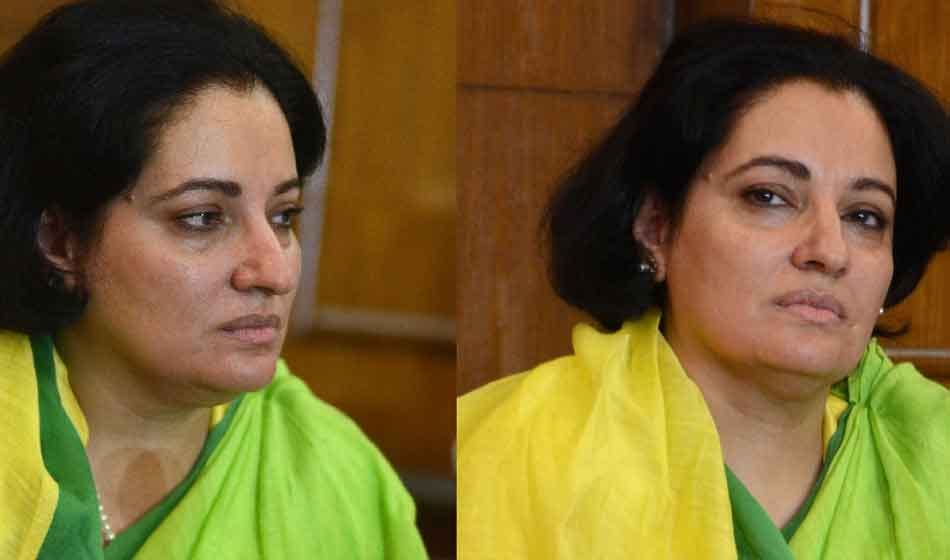priya pal singh claims to be sanjay gandhi's daughter asked for dna test