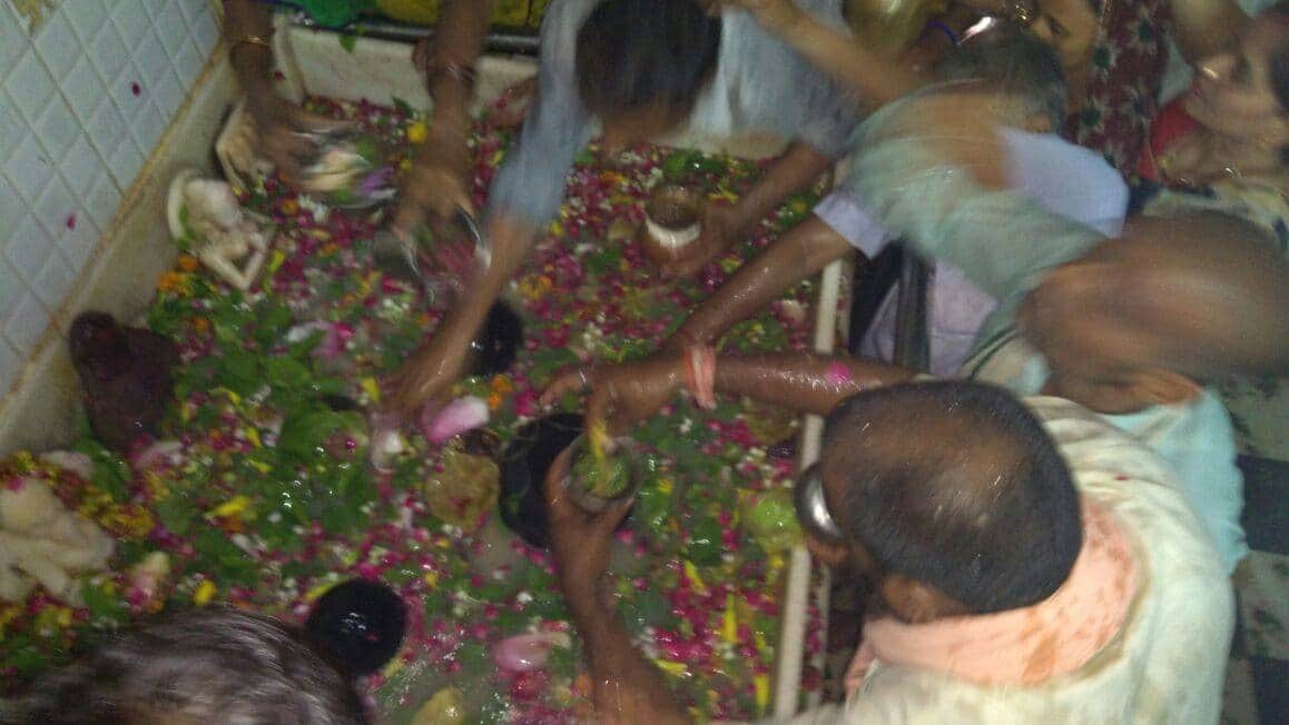 sawan somvar in shiv temple