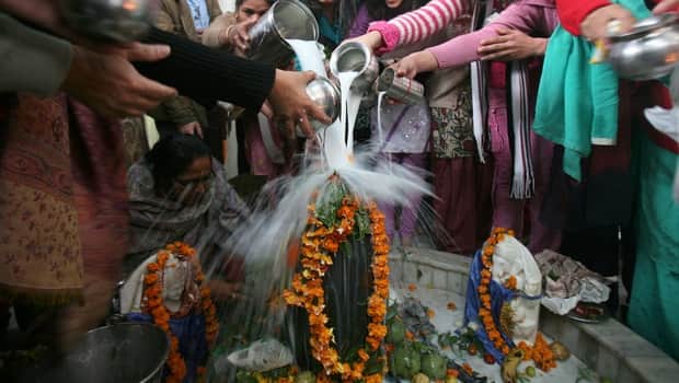 lord shiv pujan in sawan month, sawan 2017, shravan 2017