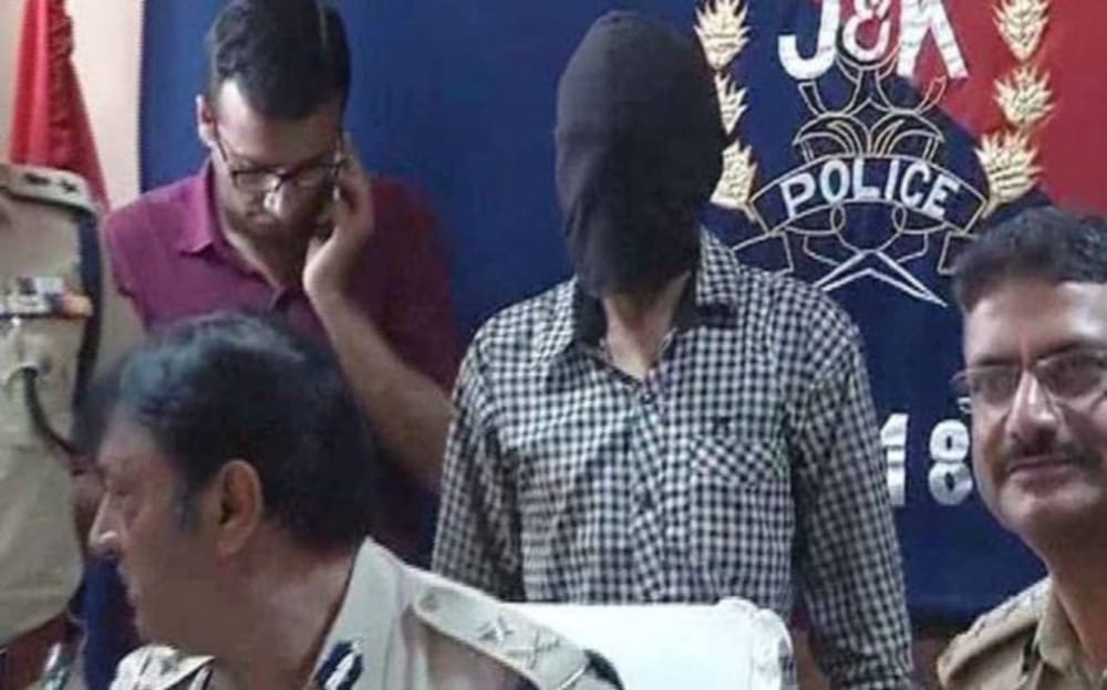  terrorist sandeep accepts he was trained in lashkar camp.