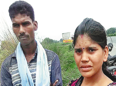 byke rider looted women chain