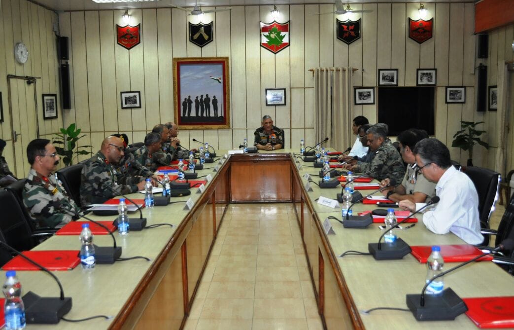 army chief reviews security in kashmir valley