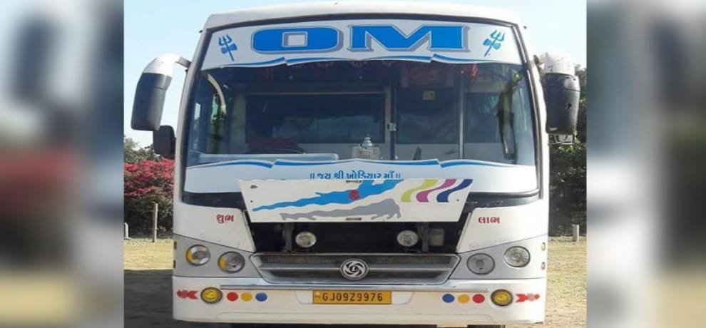 attack on Amarnath pilgrims, terrorists shot firing in front of bus