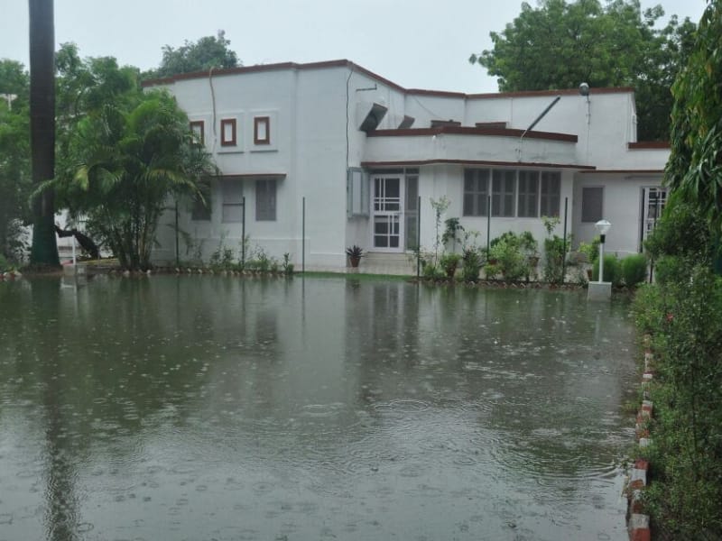 Waterlog in minister swami prasad maurya bungalow in Lucknow.