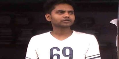 girl threatened for acid attack by miscreant