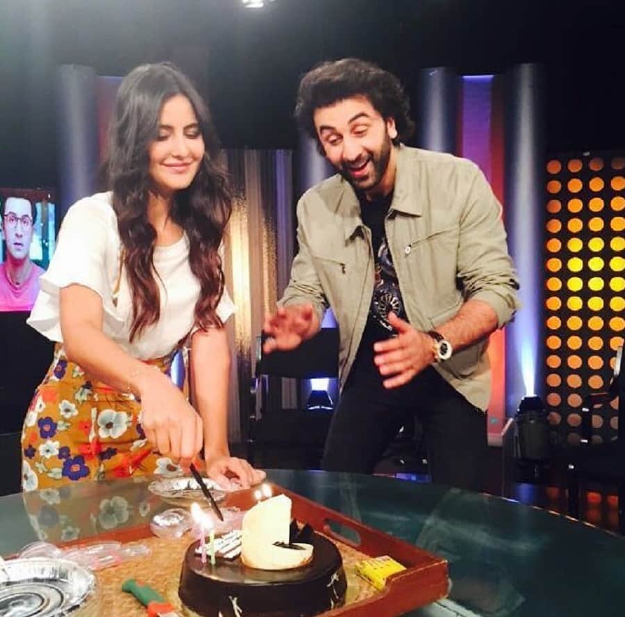 katrina kaif celebrates advance bithday with ranbir kapoor during the promotion of jagga jasoos