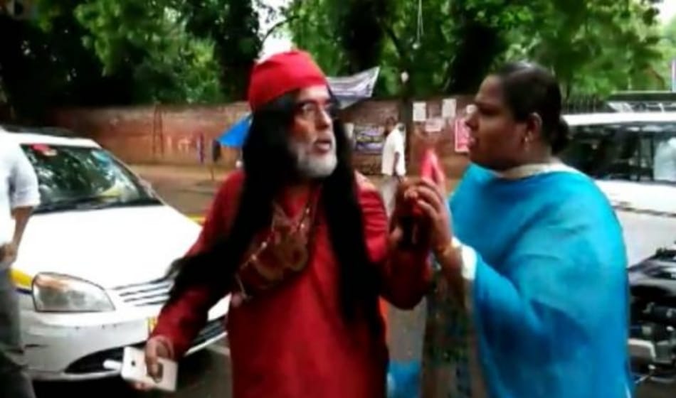 big boss ex contestant Swami Om will contest Lok Sabha Elections form new delhi seat