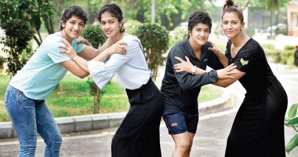 wrestler geeta phogat pledges to have two childrens, parents feeling proud