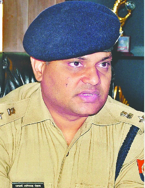 एसएसपी ने फरियादियों से संवाद किया