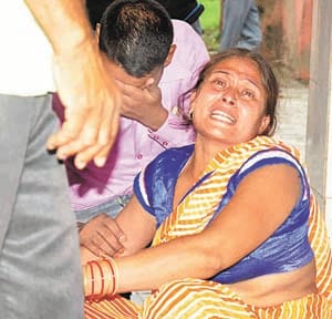 7 killed in car truck clash