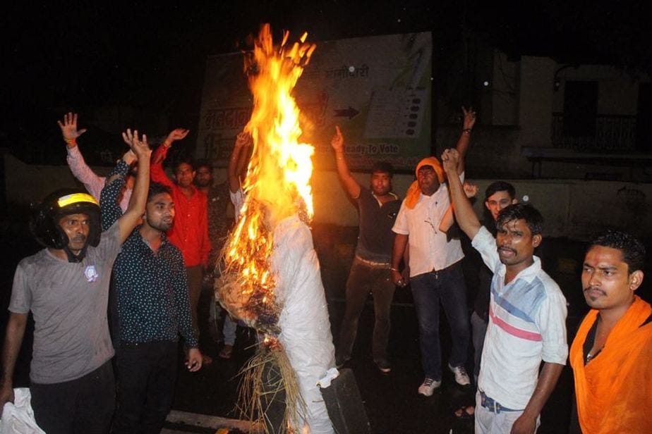 bajrang dal protest against terrorist attack on amarnath pilgrims