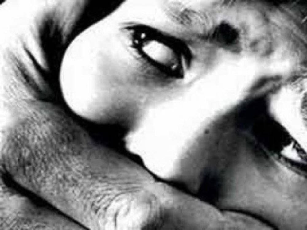 girl raped in lucknow with the help of women