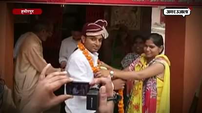 Revolver rani varsha marries her boyfriend ashok