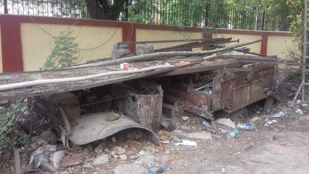खड़ी खड़ी कबाड़ हो गई भरतपुर नरेश की शाही सवारी