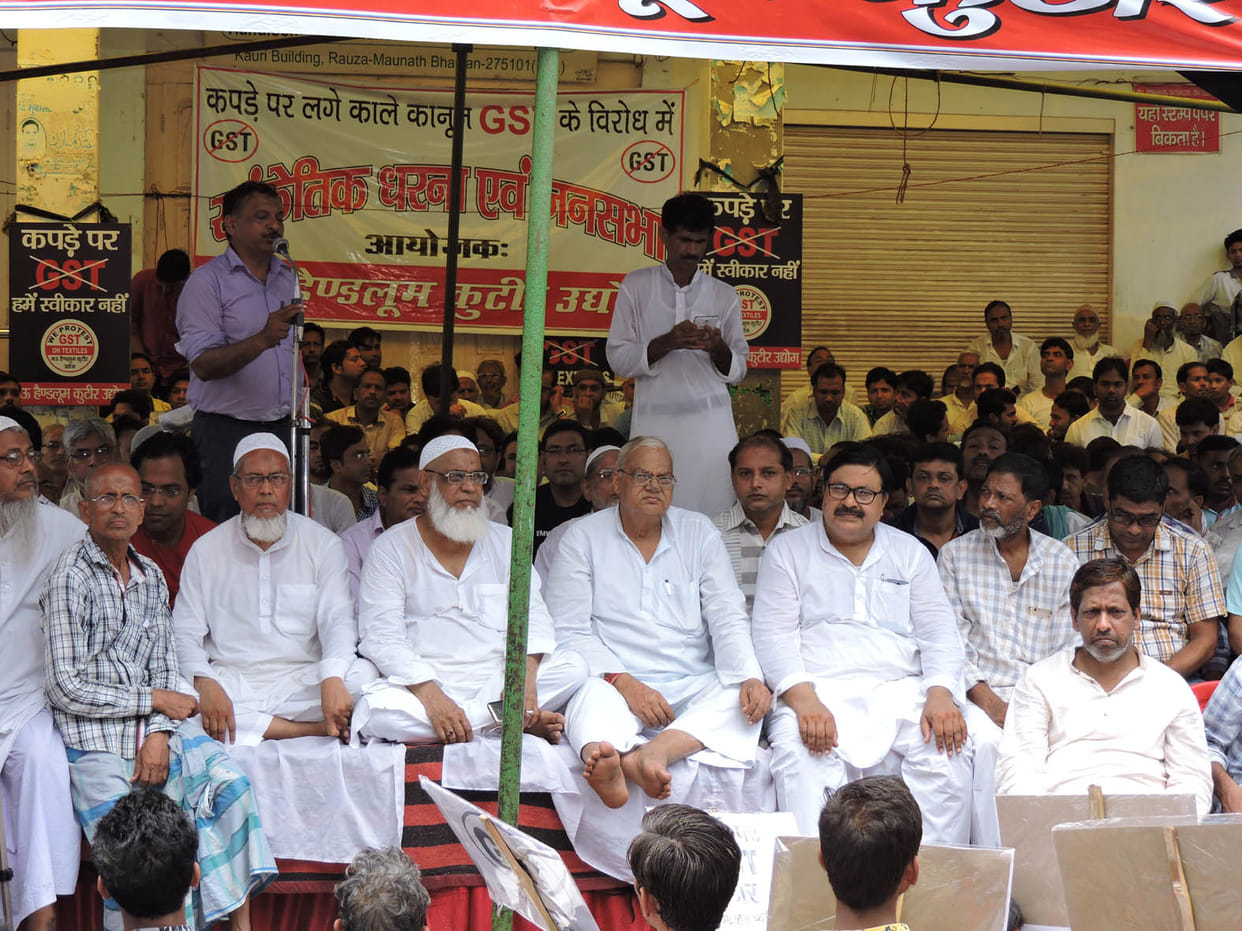 Shoppers kept closed in protest against GST