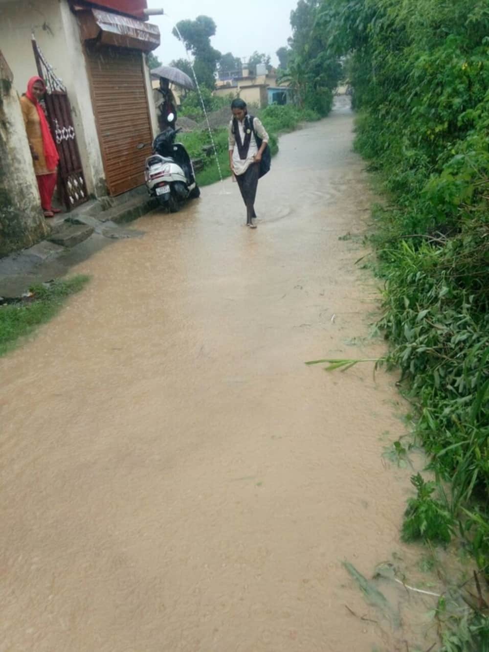 heavy rain in dehradun photogallery
