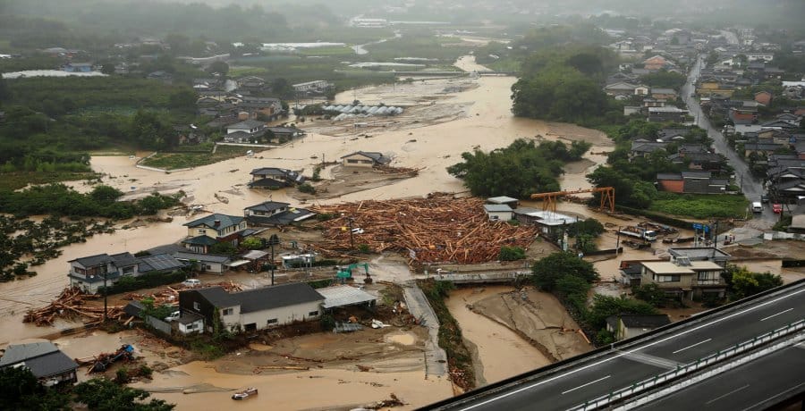 Deadly floods sweep southern Japan areas