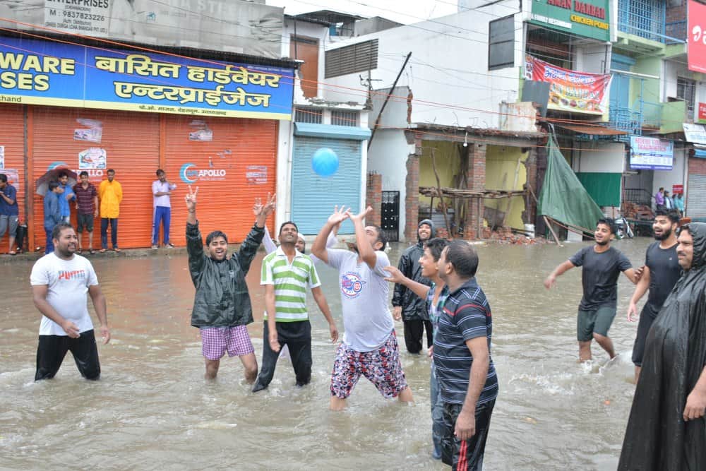 flood due to heavy rainfall in uttarakhand