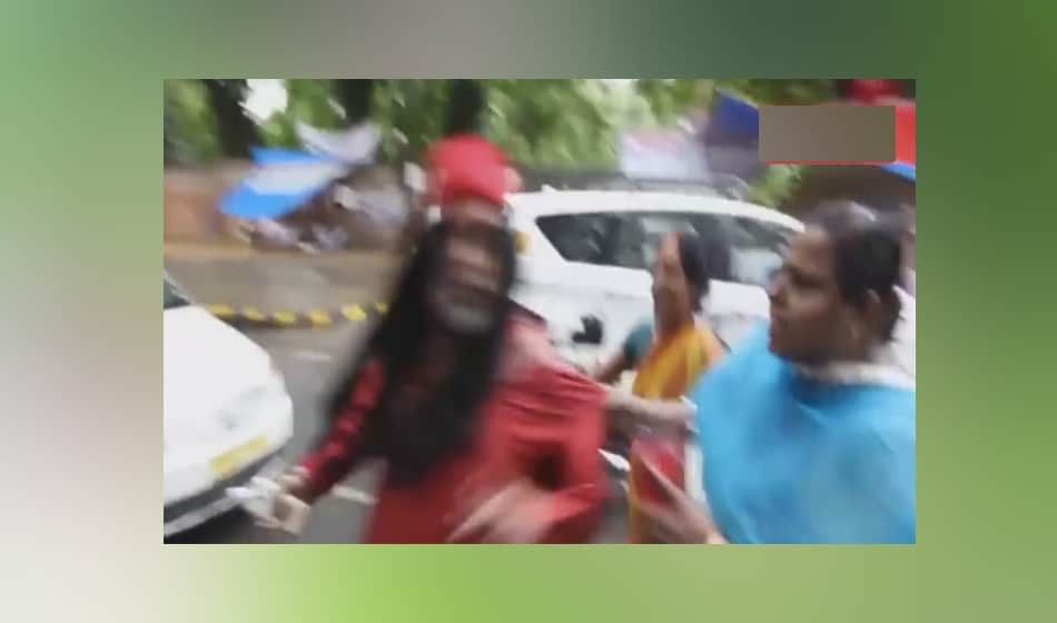 once again swami om gives controversial statement on salman khan