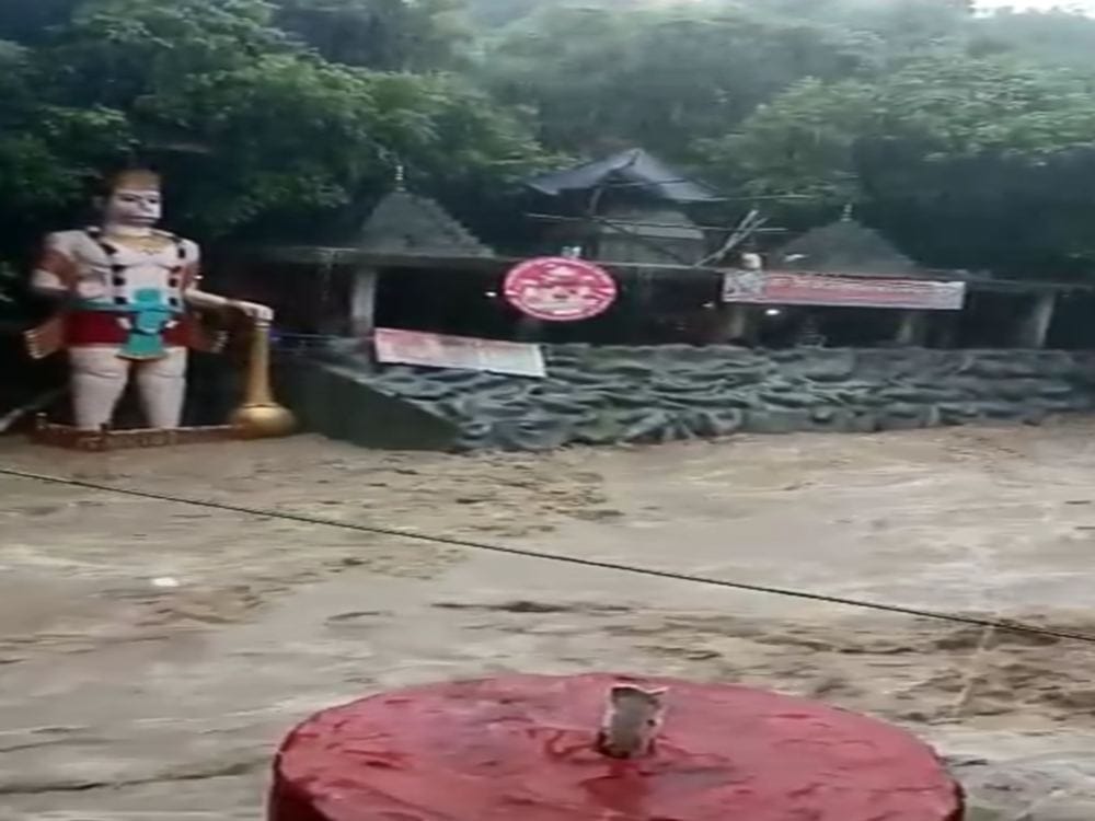 tamsa river water level overflow in tapkeshwar temple