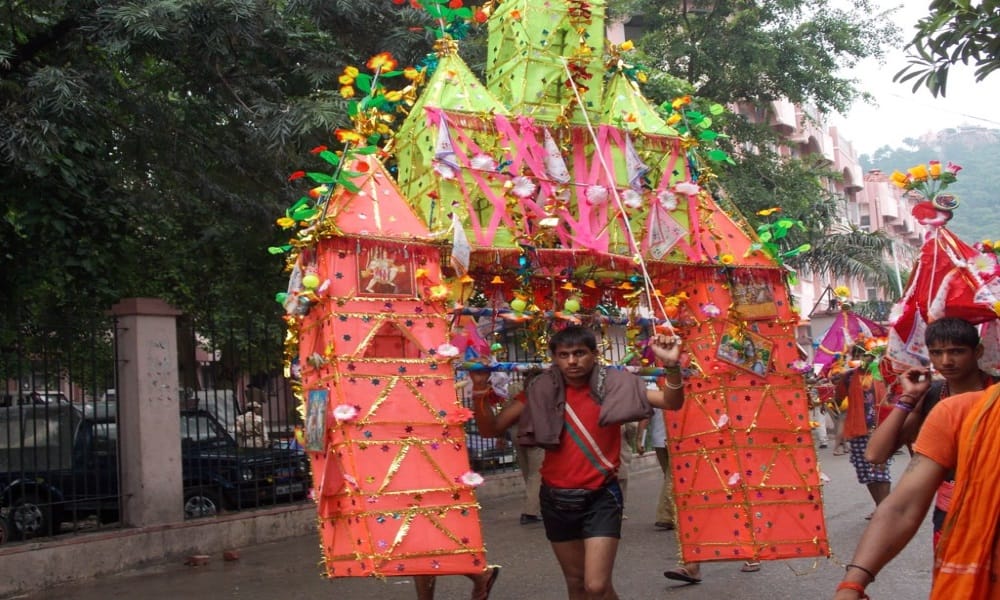kanwar yatra 2017: do not mistake during kanwar yatra or sawan month