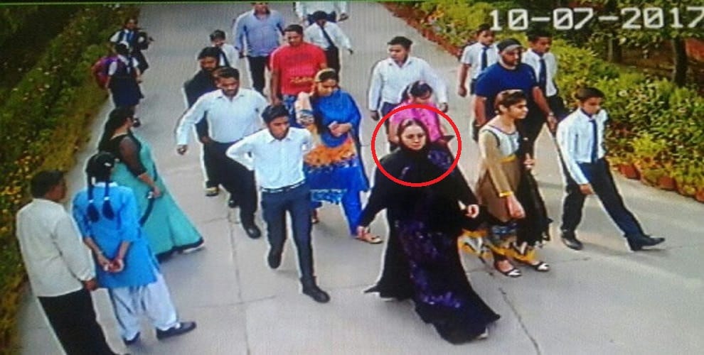Former minister Yakubs lashing daughter will look at the gang act