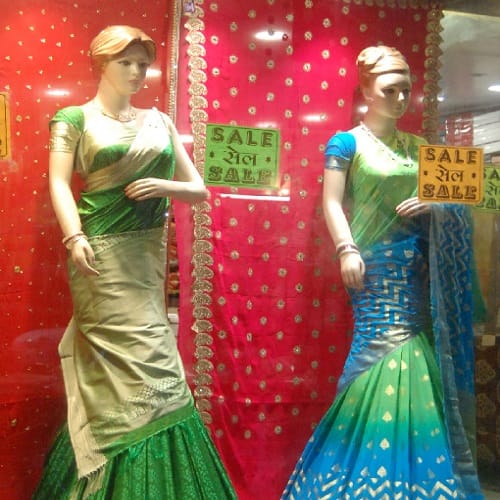 Hariyali fun on the market, zoom lift mind, see photos