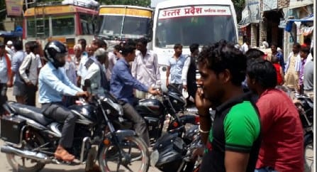 Roadways Bus Driver And Homeguard Controversy With Private Bus