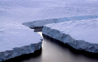 iceberg nearly the size of Delaware breaks off Antarctica