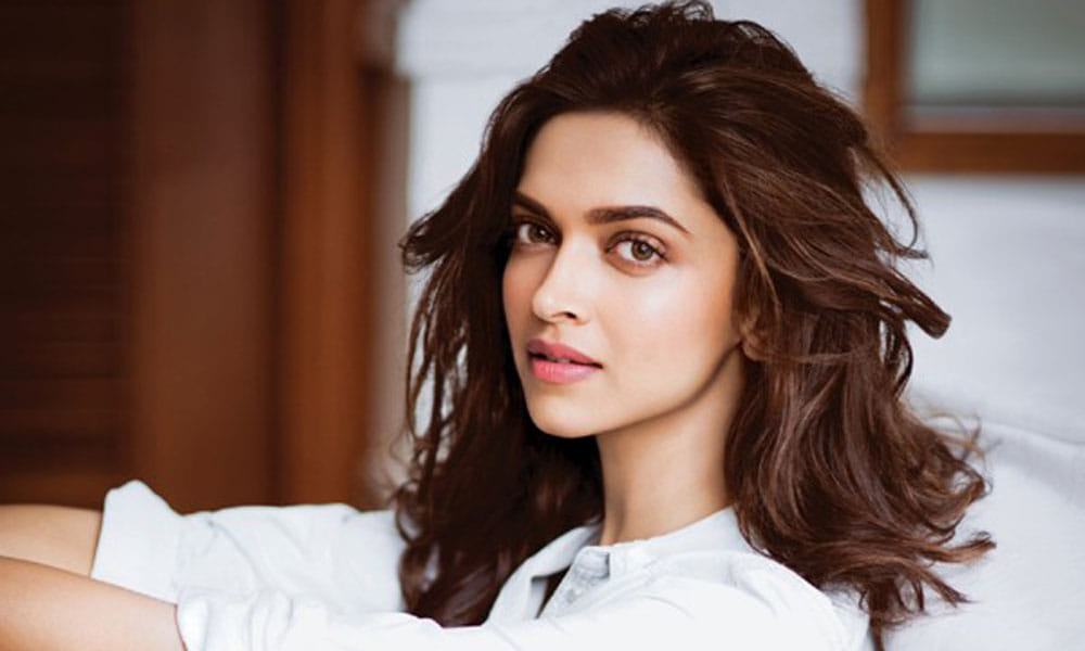 deepika padukone cocktail completed 5 years she thanked homi adajania for this