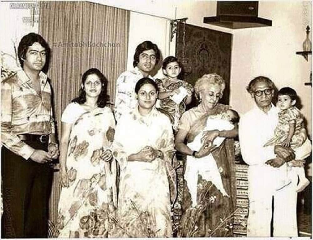 These Throwback picture of bollywood celebrities you must see