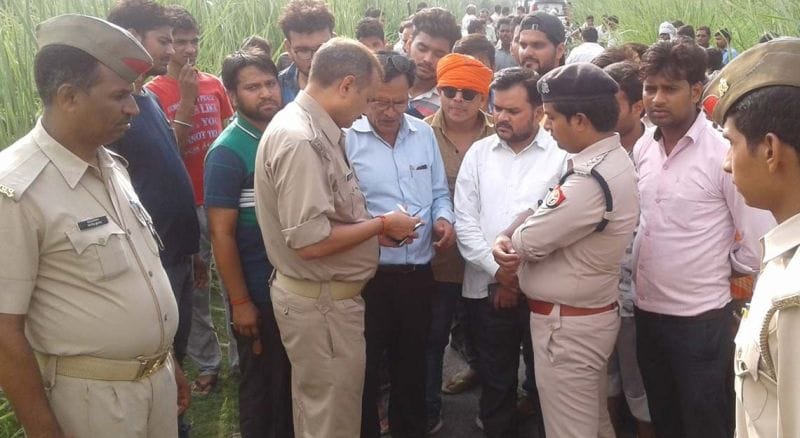 कोशियारी में गोमांस मिलने पर भड़के लोग