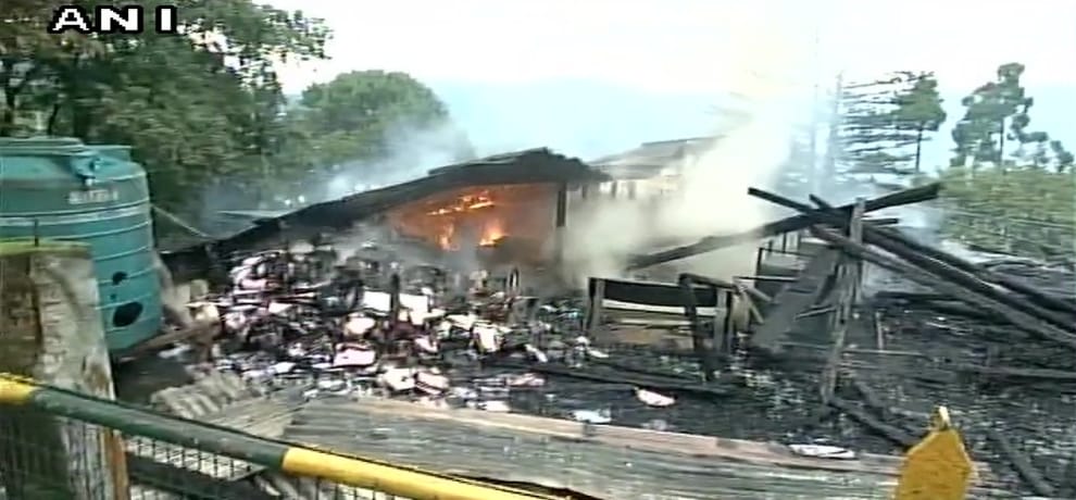 protester fired panchayat bhawan in darjeeling
