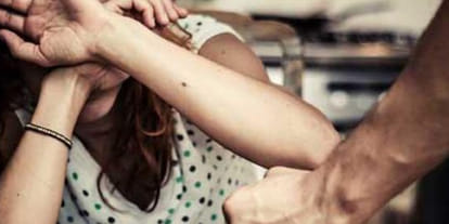 teenage girl abuse at gun point in banda