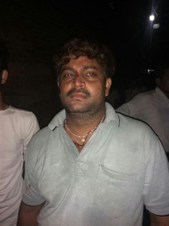  Twenty lakhs in the looted bag, 89 thousand rupees were