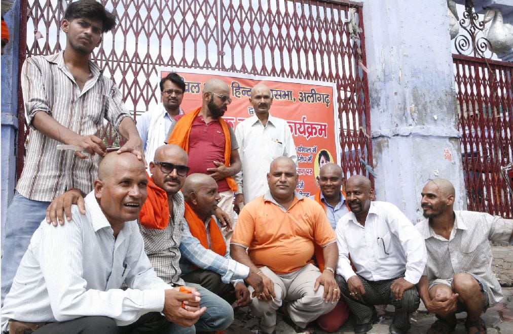 Collective mundan against terror attacks on devotees in amarnath